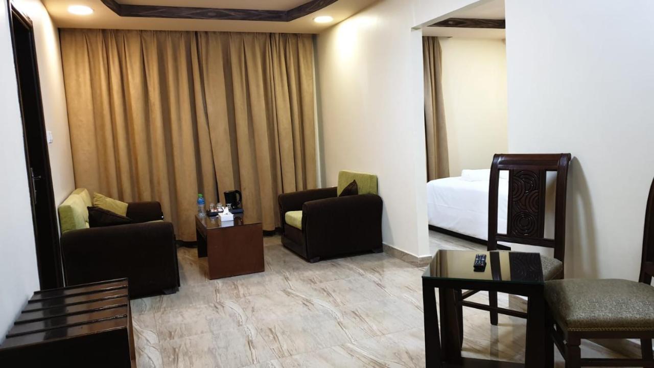 Muscat Horizon Hotel Seeb Buitenkant foto