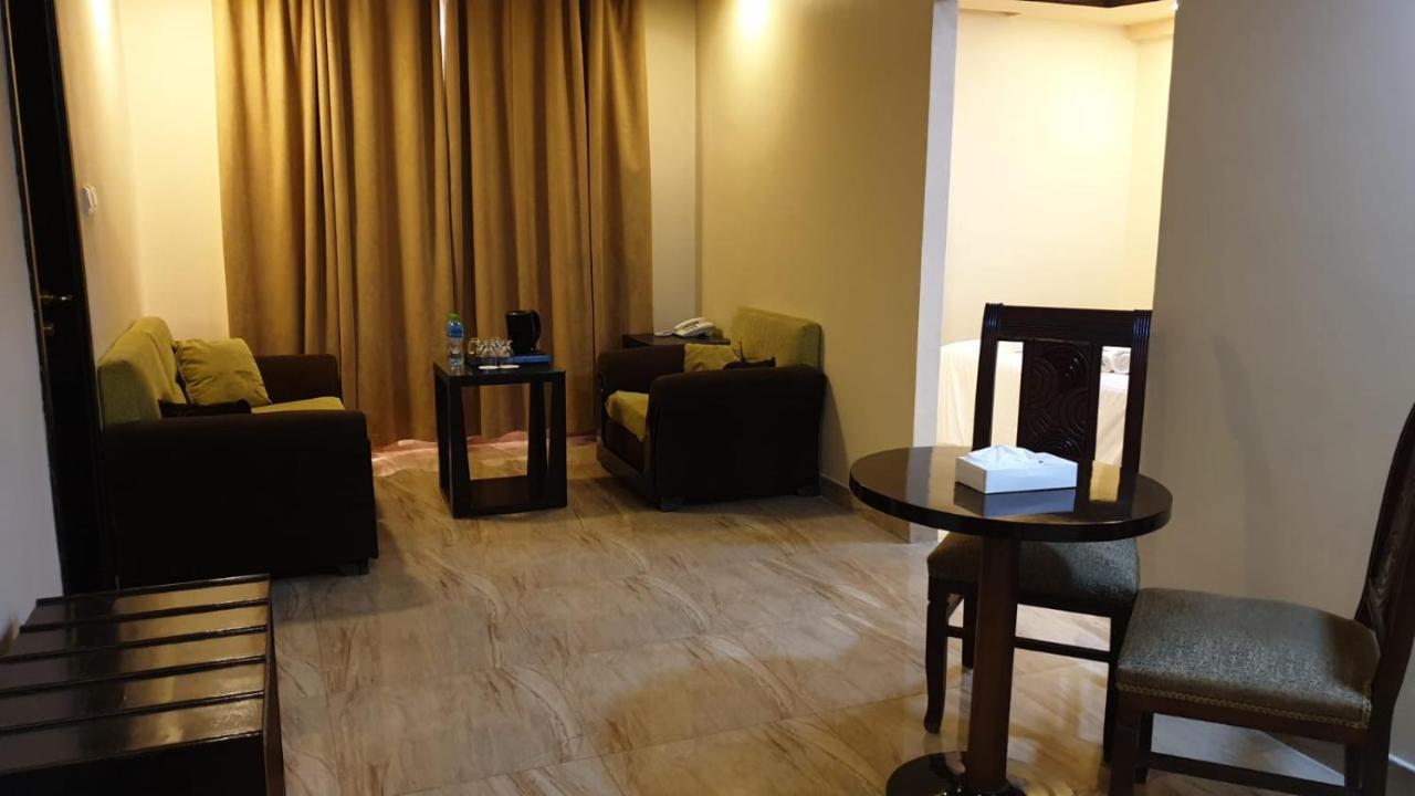 Muscat Horizon Hotel Seeb Buitenkant foto